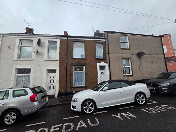 3 Bedroom Terraced House To Rent In Westbury Street, Swansea, SA1