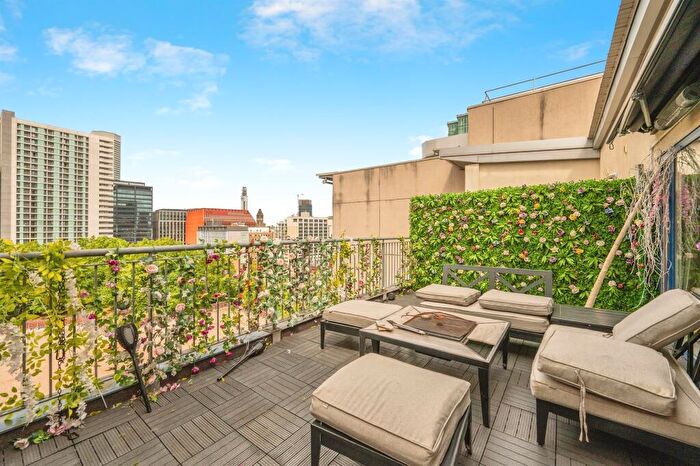 2 Bedroom Apartment For Sale In Wharfside Street, Birmingham, B1