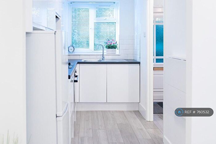 1 Bedroom Flat To Rent In Haygarth, Knebworth, SG3