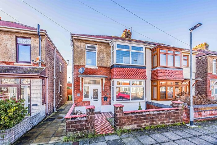 3 Bedroom Semi-Detached House For Sale In Salcombe Avenue, Portsmouth, PO3