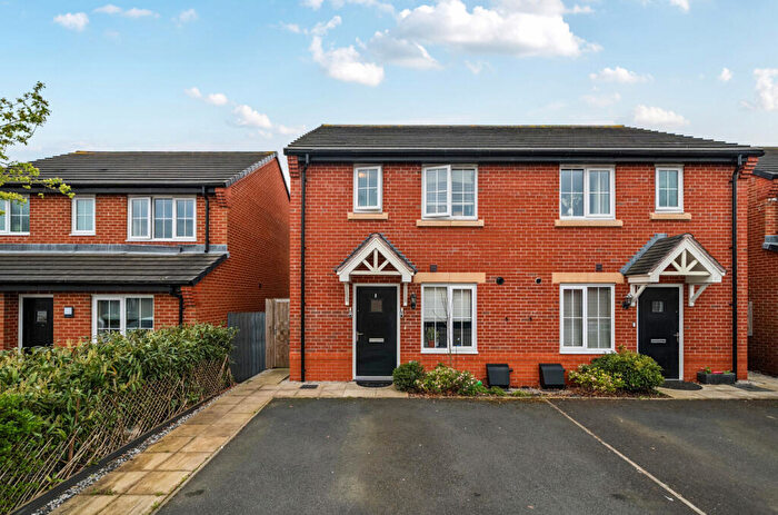 3 Bedroom Semi Detached House For Sale In Samuel Armstrong Way, Crewe, Cheshire, CW1
