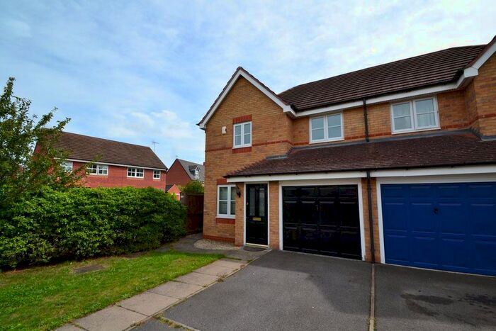 3 Bedroom Property To Rent In Newstead Way, Loughborough, LE11