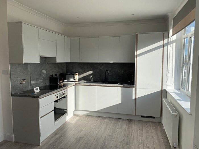 2 Bedroom Flat To Rent In A North Deeside Road, Aberdeen, AB14