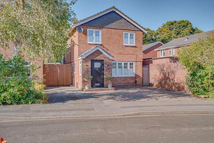 3 Bedroom Detached House For Sale In Oakwood Close, Warsash, Southampton, SO31