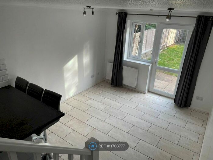 1 Bedroom Terraced House To Rent In Liza Court, Rugby, CV21