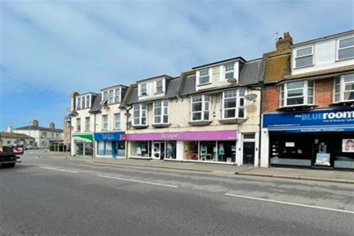 2 Bedroom Apartment For Sale In Clinton Place, Seaford, BN25
