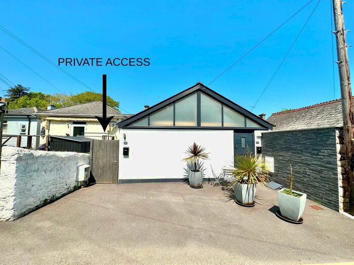 2 Bedroom Cottage To Rent In Kents Lane, Torquay, TQ1