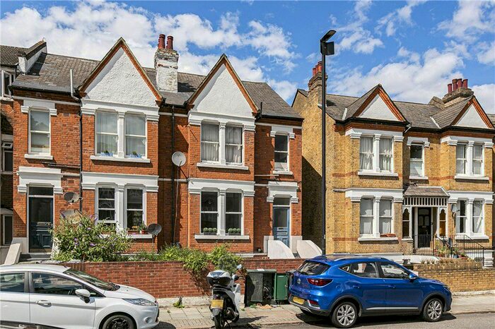 1 Bedroom Flat To Rent In Knollys Road, London, SW16