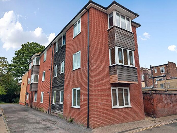 2 Bedroom Flat For Sale In Little George Street, George Mews Little George Street, PO1
