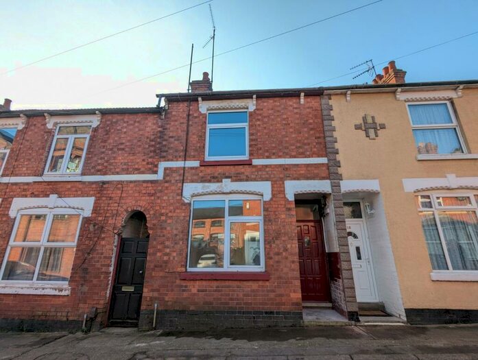 2 Bedroom Terraced House To Rent In Digby Street, Kettering, NN16