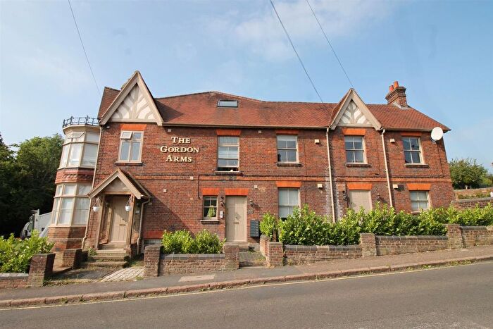 2 Bedroom Flat To Rent In Gordon Road, High Wycombe, HP13