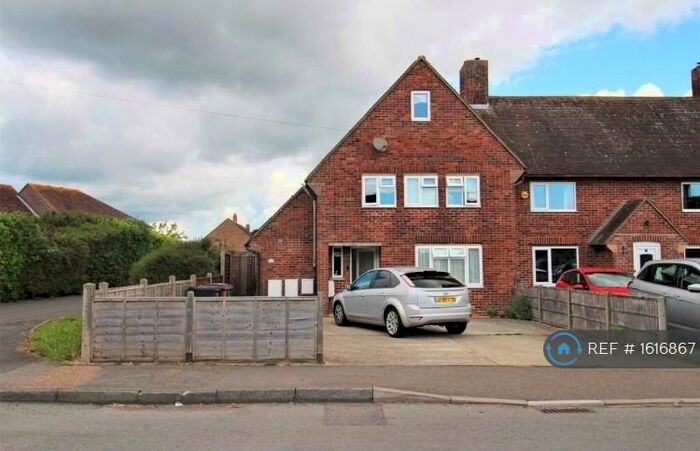3 Bedroom Maisonette To Rent In Manor Road, Emsworth, PO10