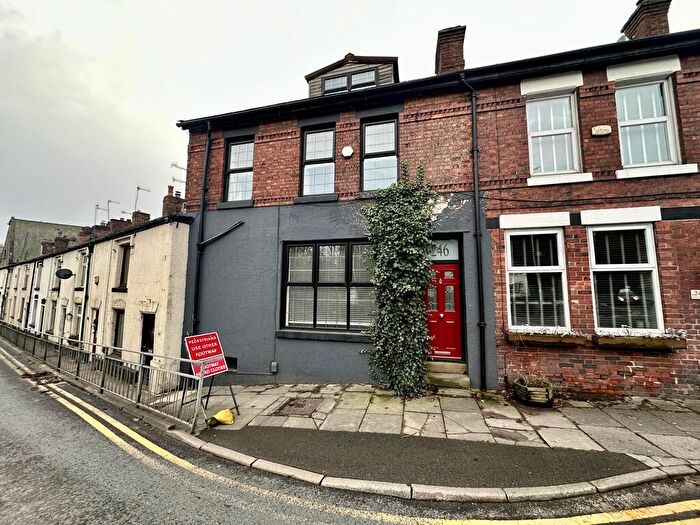 4 Bedroom Terraced House To Rent In Andrew Street, Compstall, SK6