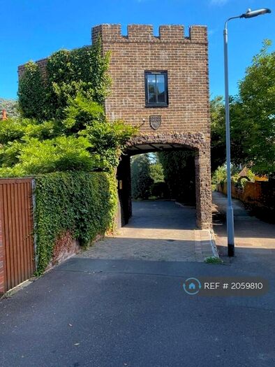 1 Bedroom Flat To Rent In Annexe, Maidenhead, SL6