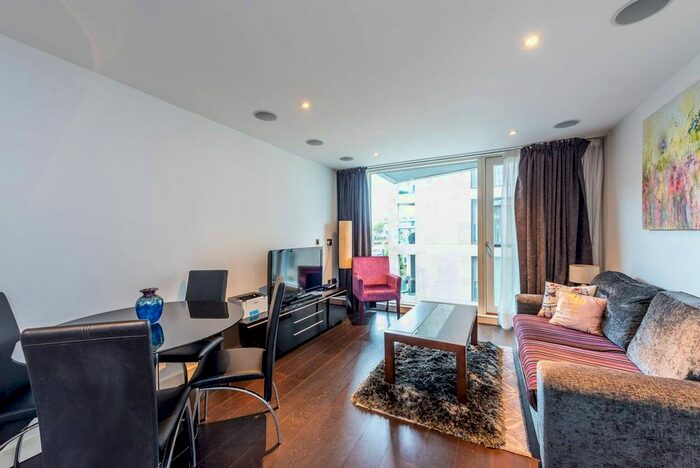 1 Bedroom Flat To Rent In Gatliff Road, Sloane Square, London, SW1W