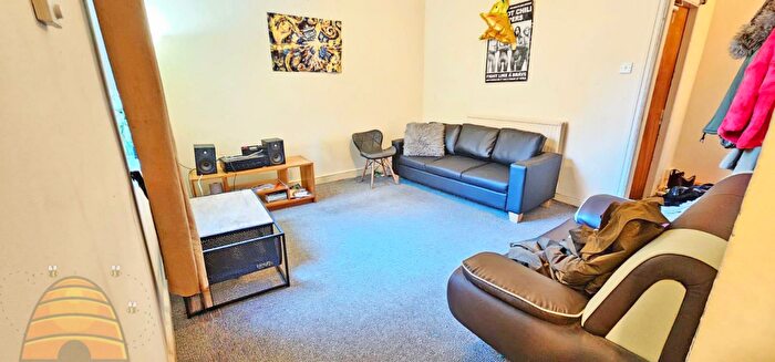 5 Bedroom End Of Terrace House To Rent In Hill Street Manchester, M20