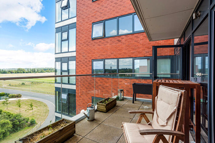 1 Bedroom Flat For Sale In Kingman Way, Newbury, RG14