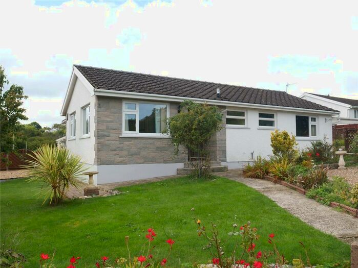 3 Bedroom Bungalow For Sale In Troed Y Rhiw, Goodwick, SA64