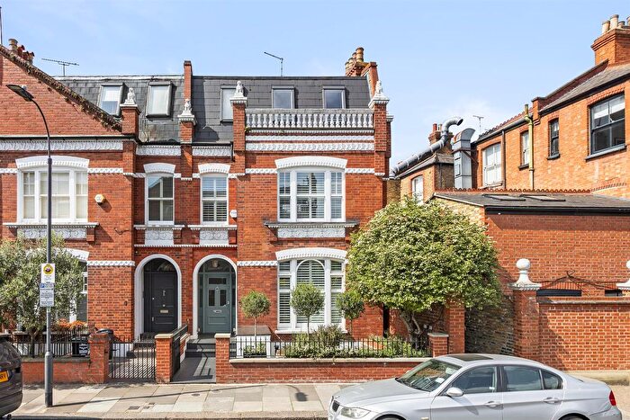 6 Bedroom End Of Terrace House To Rent In Quarrendon Street, London, SW6