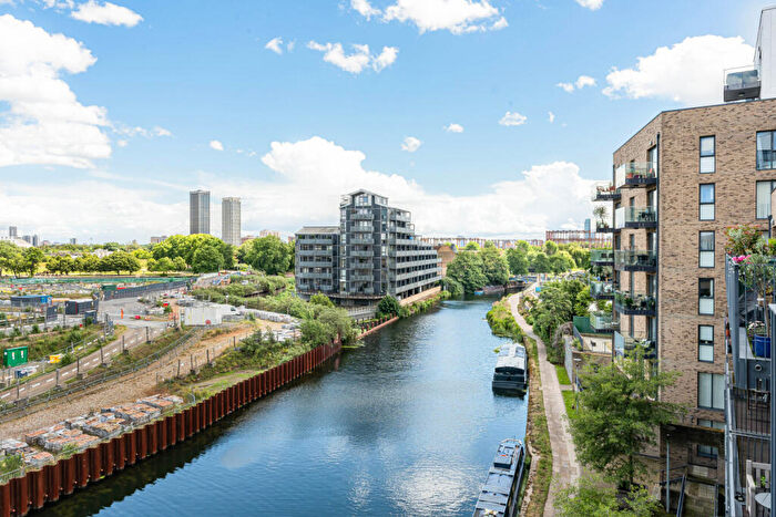 1 Bedroom Apartment To Rent In Nicholson Square, London, E3
