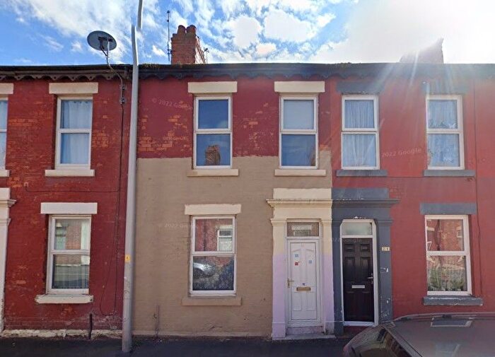 3 Bedroom Detached House To Rent In Bedford Road, Blackpool, FY1