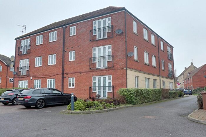 2 Bedroom Apartment For Sale In Great Gables, Stevenage, Hertfordshire, SG1