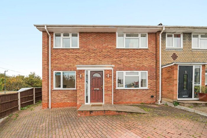 3 Bedroom Maisonette To Rent In Welbeck Road, Maidenhead, SL6