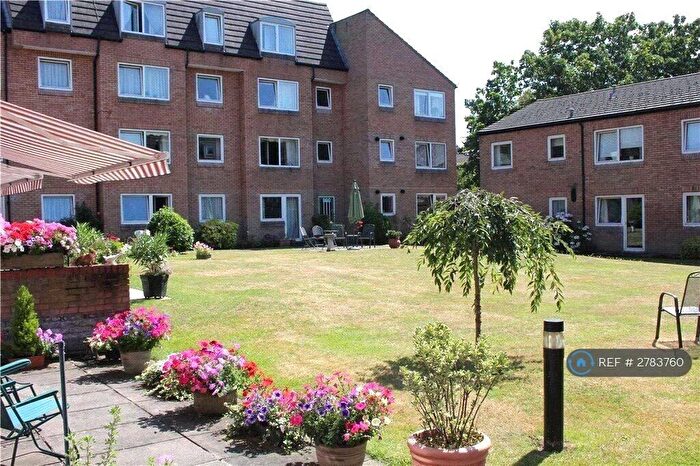 1 Bedroom Flat To Rent In Homebeech House, Woking, GU22