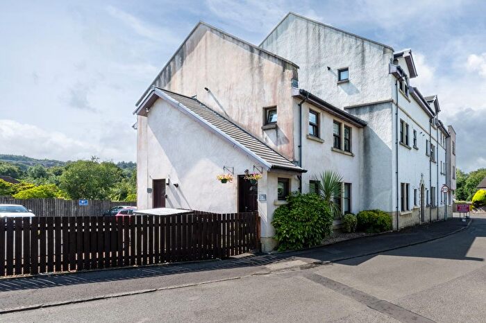 2 Bedroom Flat For Sale In Main Street, Inverkip, PA16