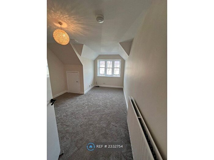 2 Bedroom Flat To Rent In Forest Avenue, Aberdeen, AB15