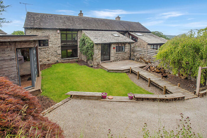 4 Bedroom Semi-Detached House For Sale In Leasgill, Leasgill, LA7