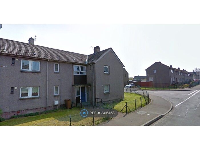 2 Bedroom Flat To Rent In Derran Drive, Cardenden, Lochgelly, KY5