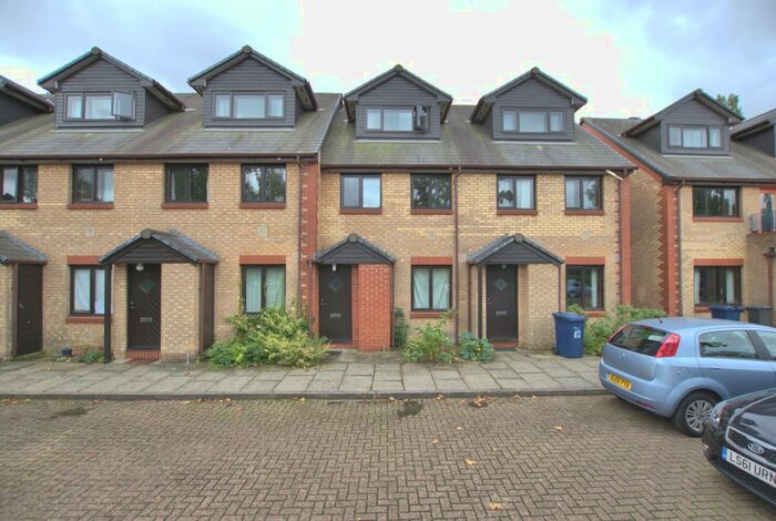 2 Bedroom Maisonette To Rent In Sleaford Street, Cambridge, CB1