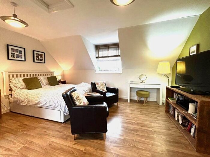 1 Bedroom Flat To Rent In Arden Close, Bristol, BS32