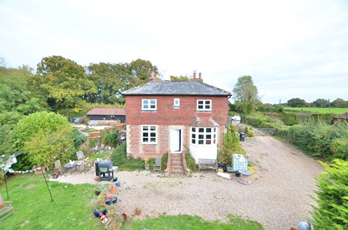 4 Bedroom Equestrian For Sale In Rural Nr. Robertsbridge, East Sussex, TN32