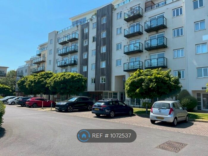 2 Bedroom Flat To Rent In Gisors Road, Southsea, PO4