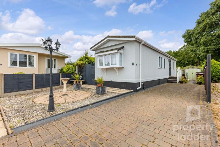 1 Bedroom Park Home For Sale In Newton Park, Newton St Faith, Norfolk, NR10