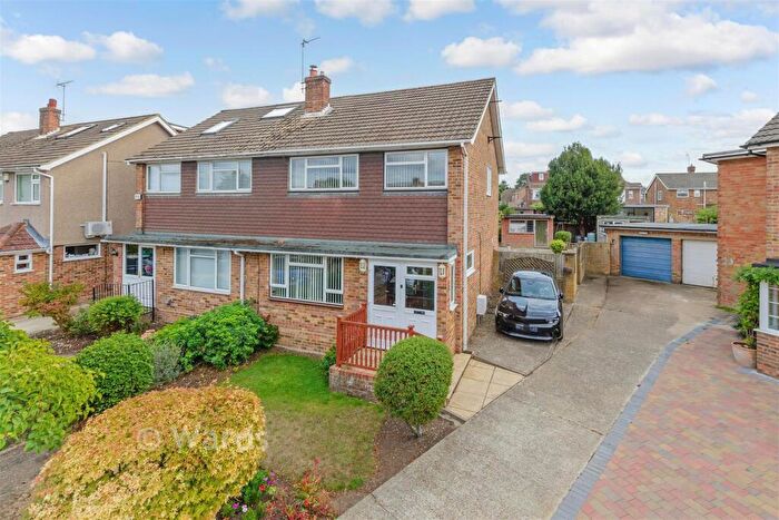3 Bedroom Semi Detached House For Sale In Walnut Tree Way, Meopham, Kent, DA13