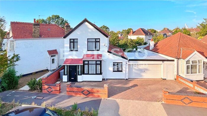 4 Bedroom Link Detached House For Sale In Sylvester Road, Wembley, HA0