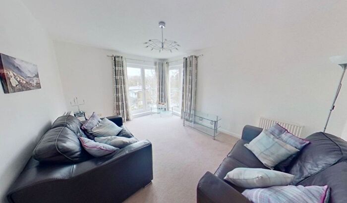 2 Bedroom Flat To Rent In Shaw Crescent, Second Floor, AB25
