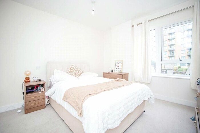 1 Bedroom Flat For Sale In Ocean Drive, Gillingham, Kent, ME7