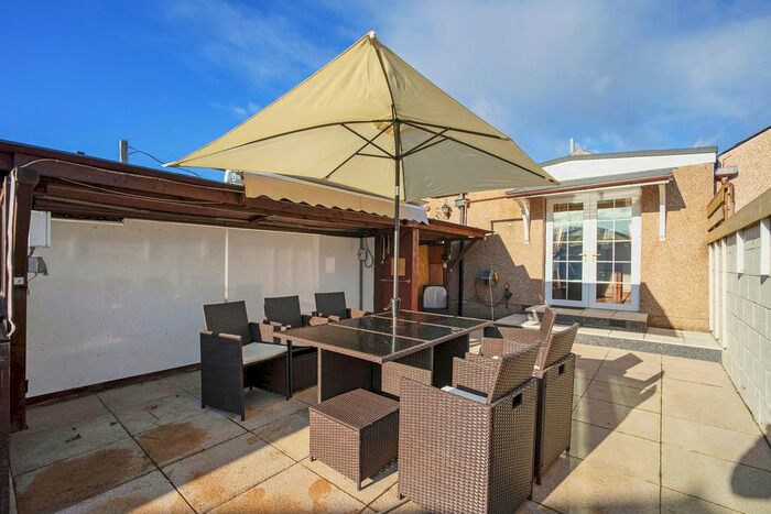 1 Bedroom Cottage For Sale In West Greenhead Cottages, Cluny, KY2