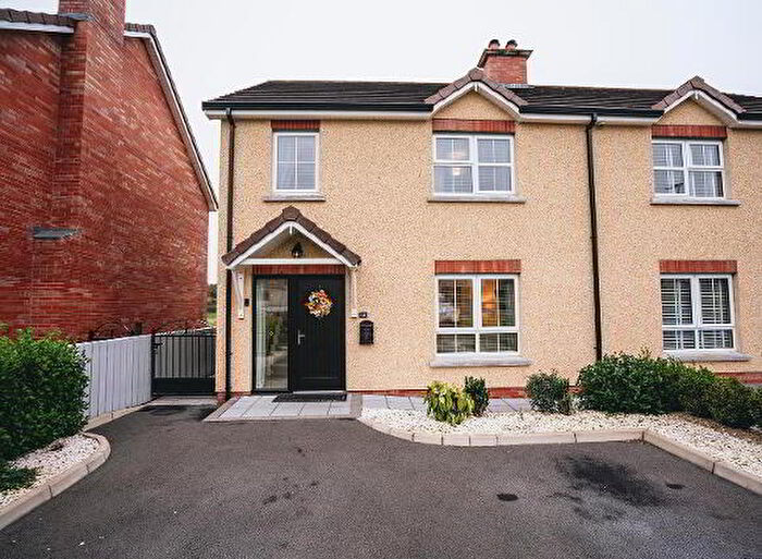 3 Bedroom Semi-Detached House For Sale In Knowehead Close, Broughshane, BT43