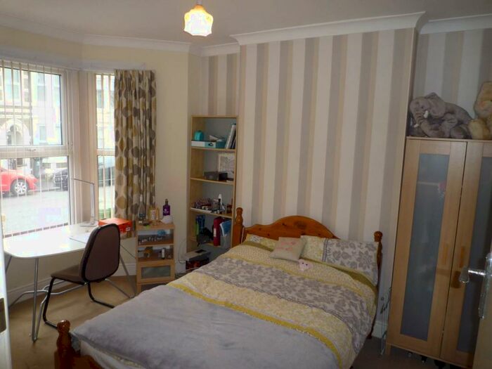 5 Bedroom House To Rent In Tewkesbury Street, Cathays, Cardiff, CF24