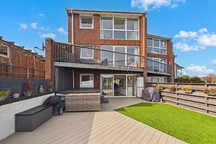 3 Bedroom End Terrace House For Sale In Priory Avenue, Southampton, SO17