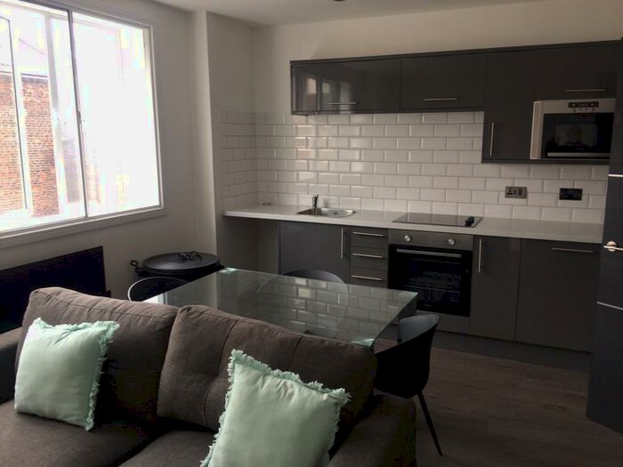 2 Bedroom Flat To Rent In North House, North John St, Liverpool, L2