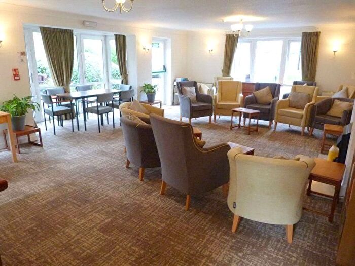 1 Bedroom Flat For Sale In Homebeck House, Gatley, SK8