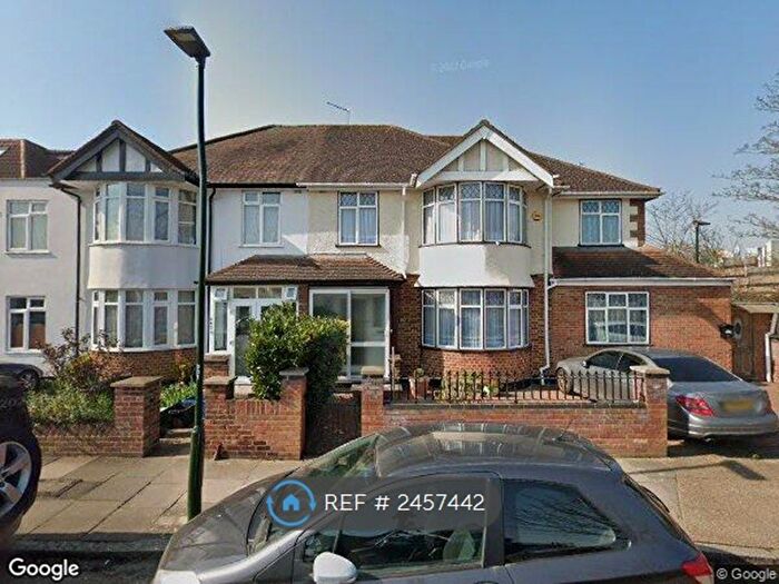 2 Bedroom Semi-Detached House To Rent In Wellington Road South, Hounslow, TW4