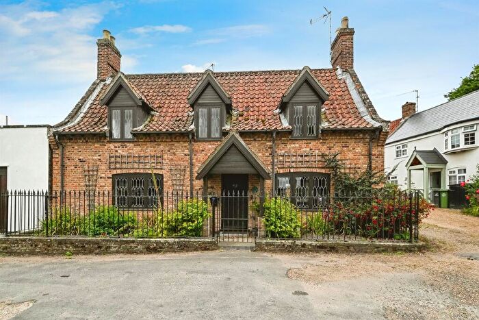 4 Bedroom Character Property For Sale In Surrey Street, Wiggenhall St. Germans, King's Lynn, PE34