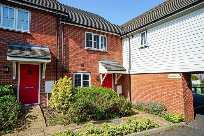 2 Bedroom End Of Terrace House For Sale In Woodlands Way, Hastings, TN34